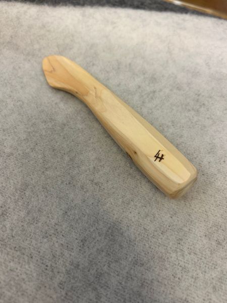 Sm&oslash;rkniv med ekstra tykt h&aring;ndtak LH